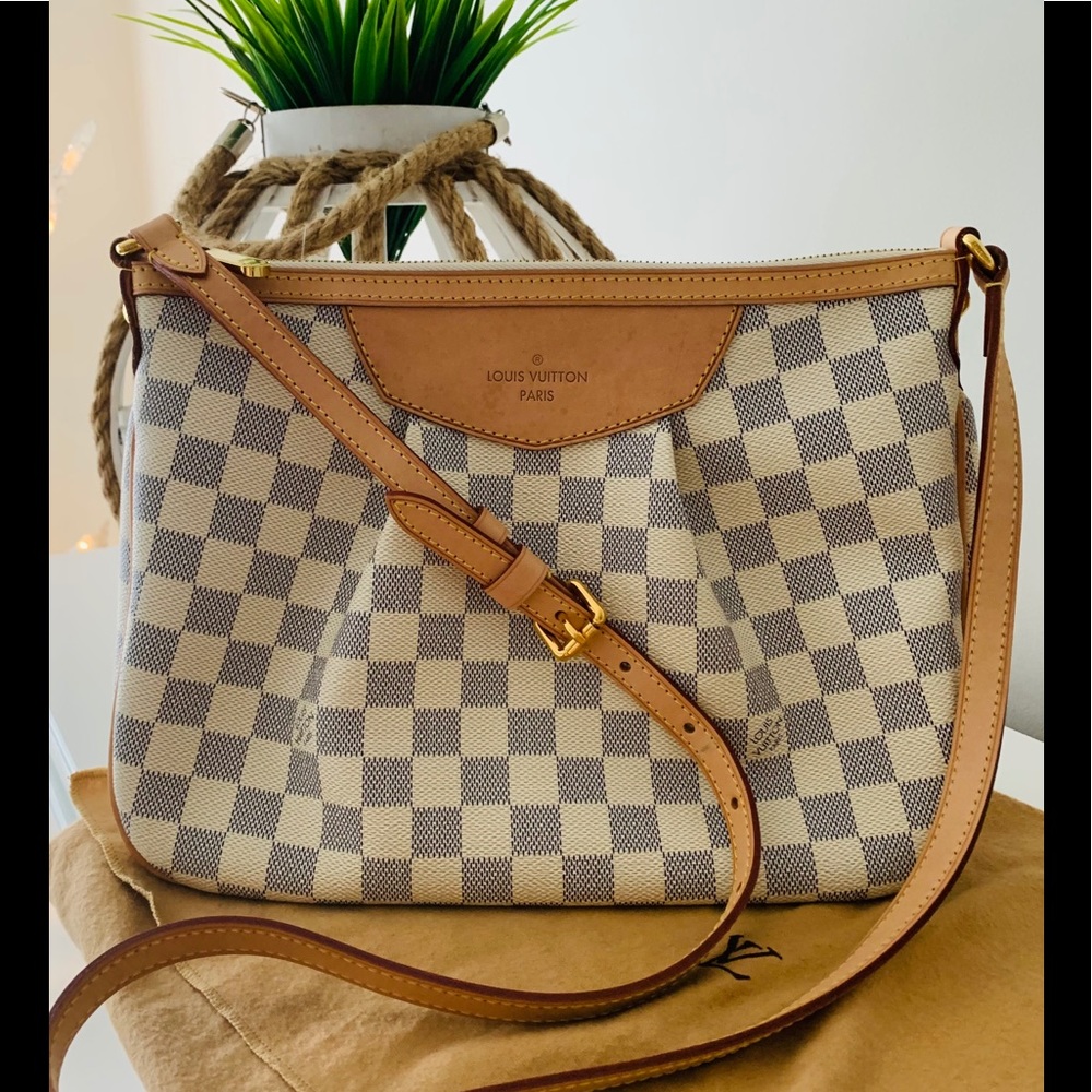 Louis Vuitton Siracusa PM